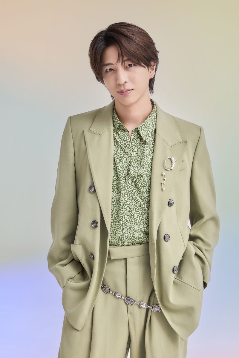 timelesz' first album under the new lineup, “FAM,” is now